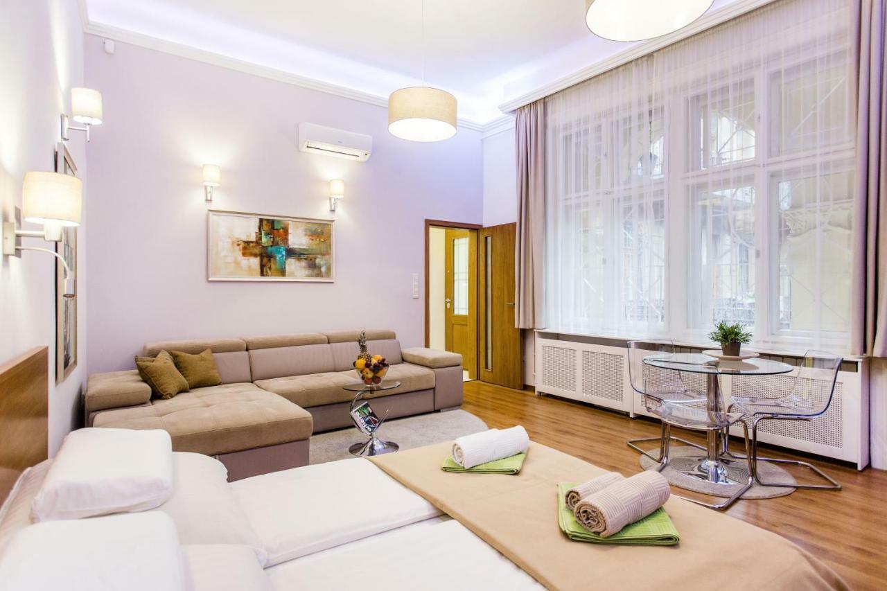 Downtown Design Flat Apartment Budapest Bagian luar foto